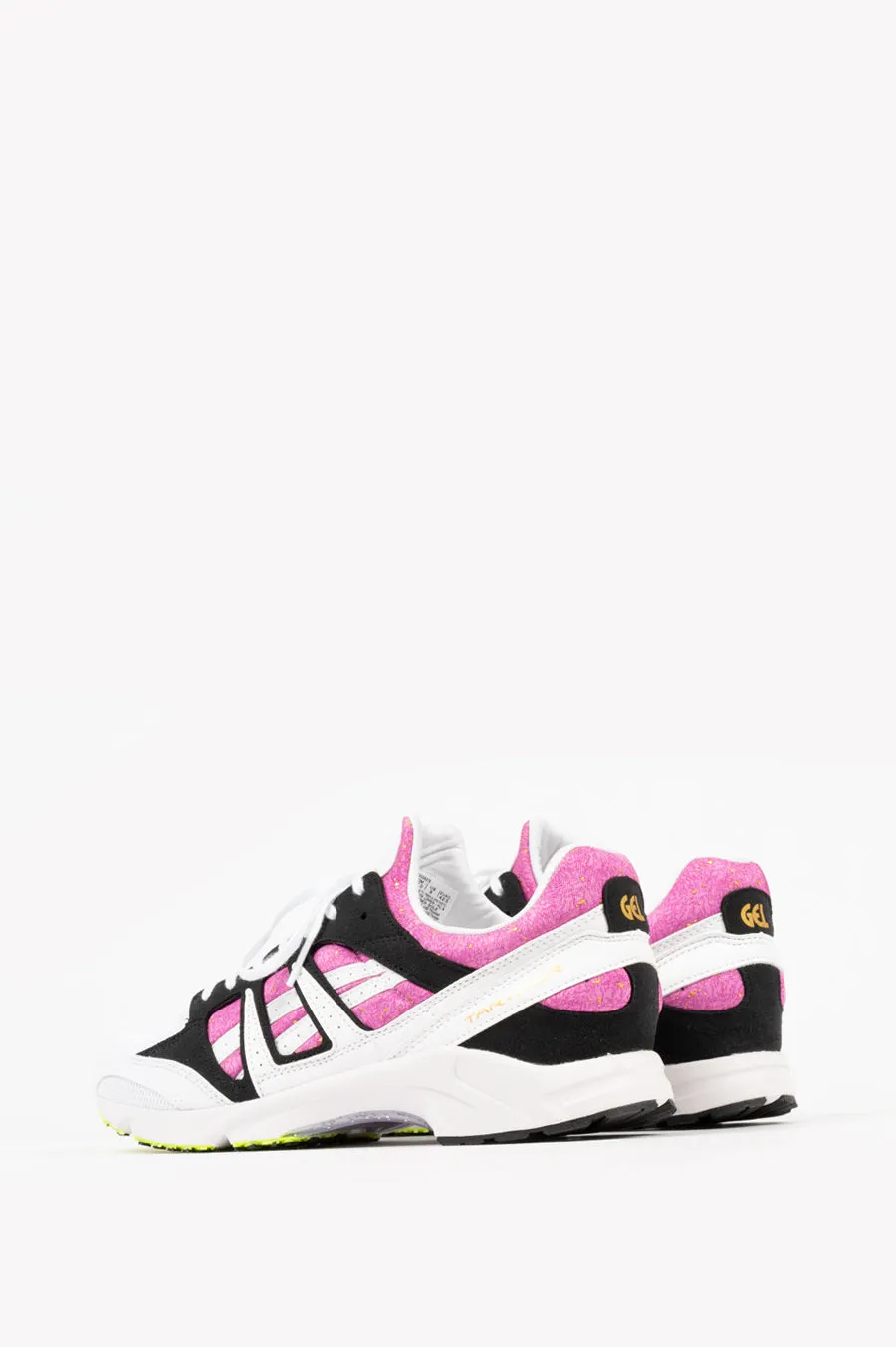 COMME DES GARCONS SHIRT X ASICS TARTHER PINK
