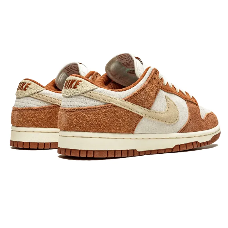 Dunk Low Premium Medium Curry