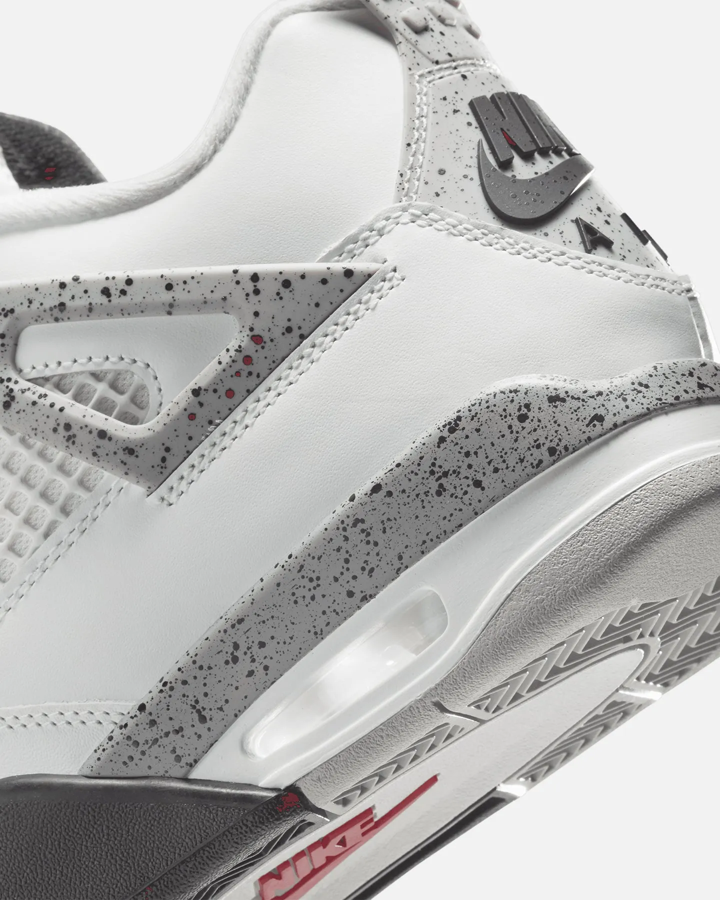 Jordan Air Jordan 4 Retro OG Remastered White Cement Summit White/Fire Red/Cement Grey