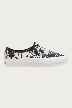 LX Authentic 44 - Cow Black/Marshmallow
