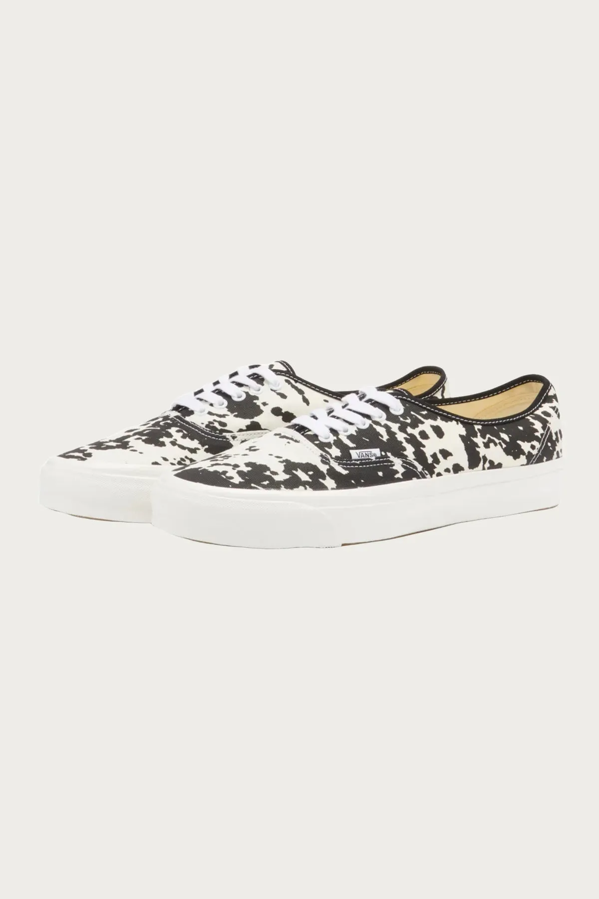 LX Authentic 44 - Cow Black/Marshmallow