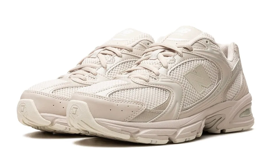 New Balance 530 Beige
