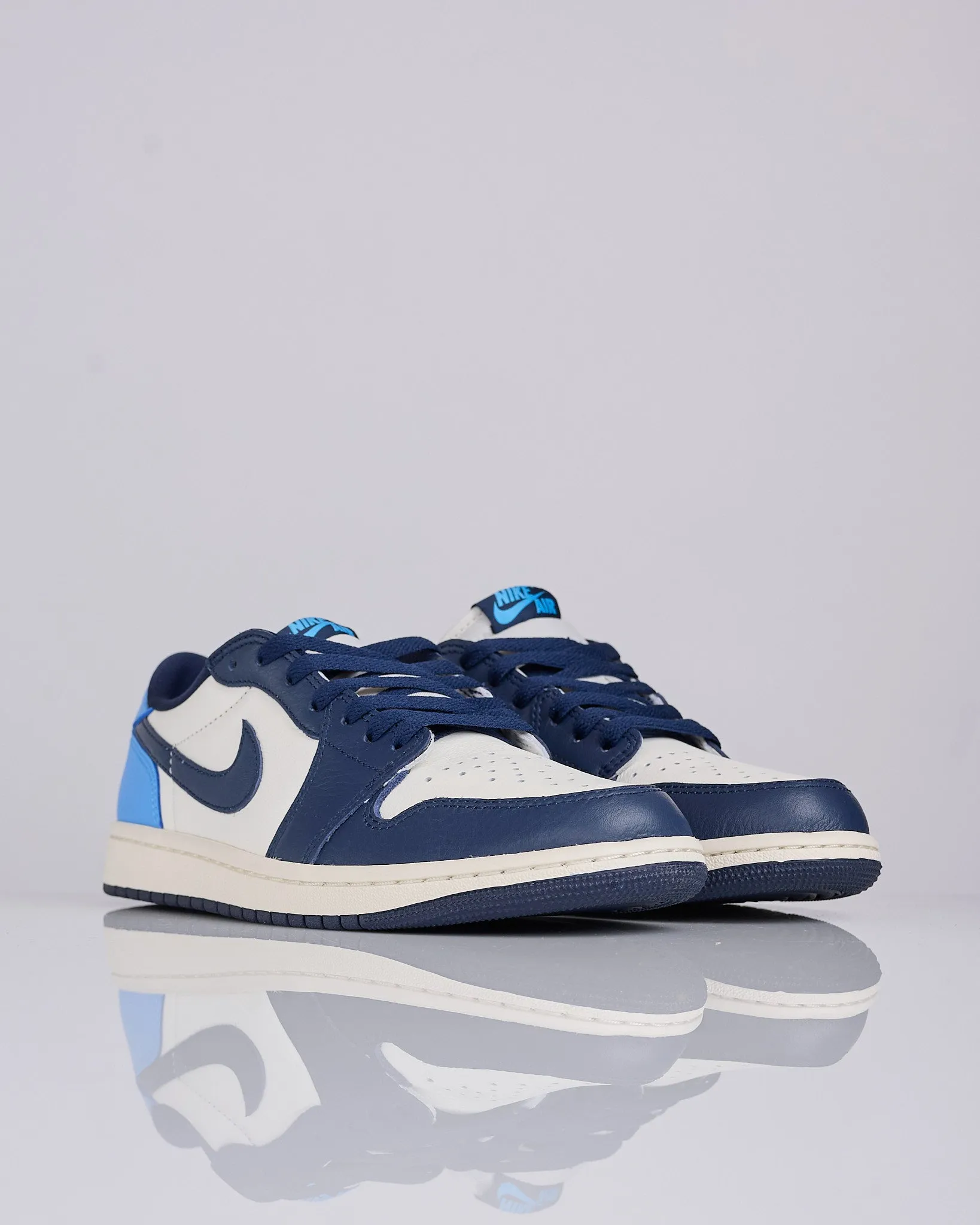 Nike Air Jordan 1 Low OG Obsidian Obsidian University Blue-Sail