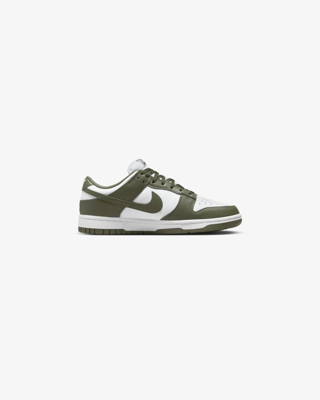 Nike SB Dunk Low Medium Olive Sneakers