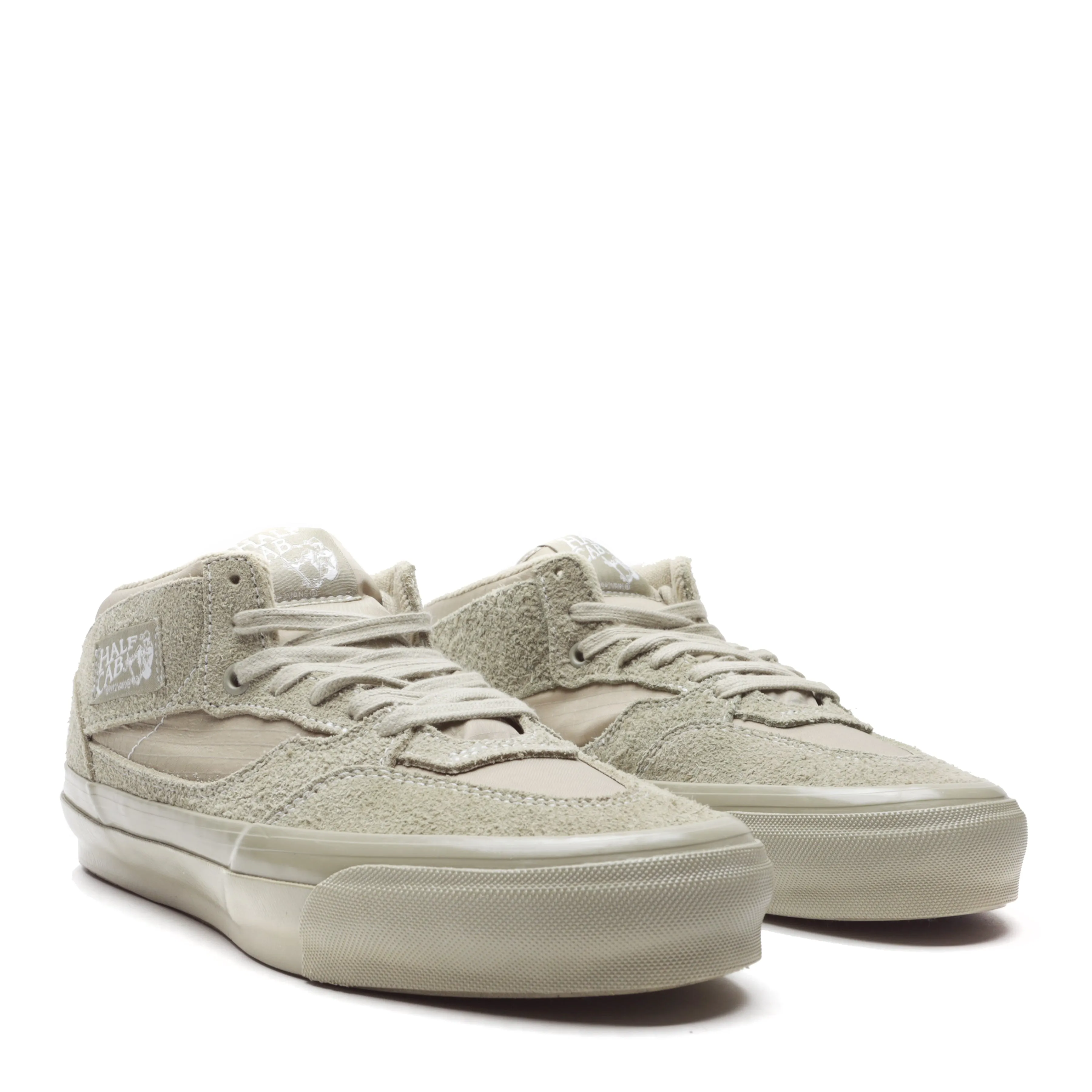 PREMIUM HALF CAB 33