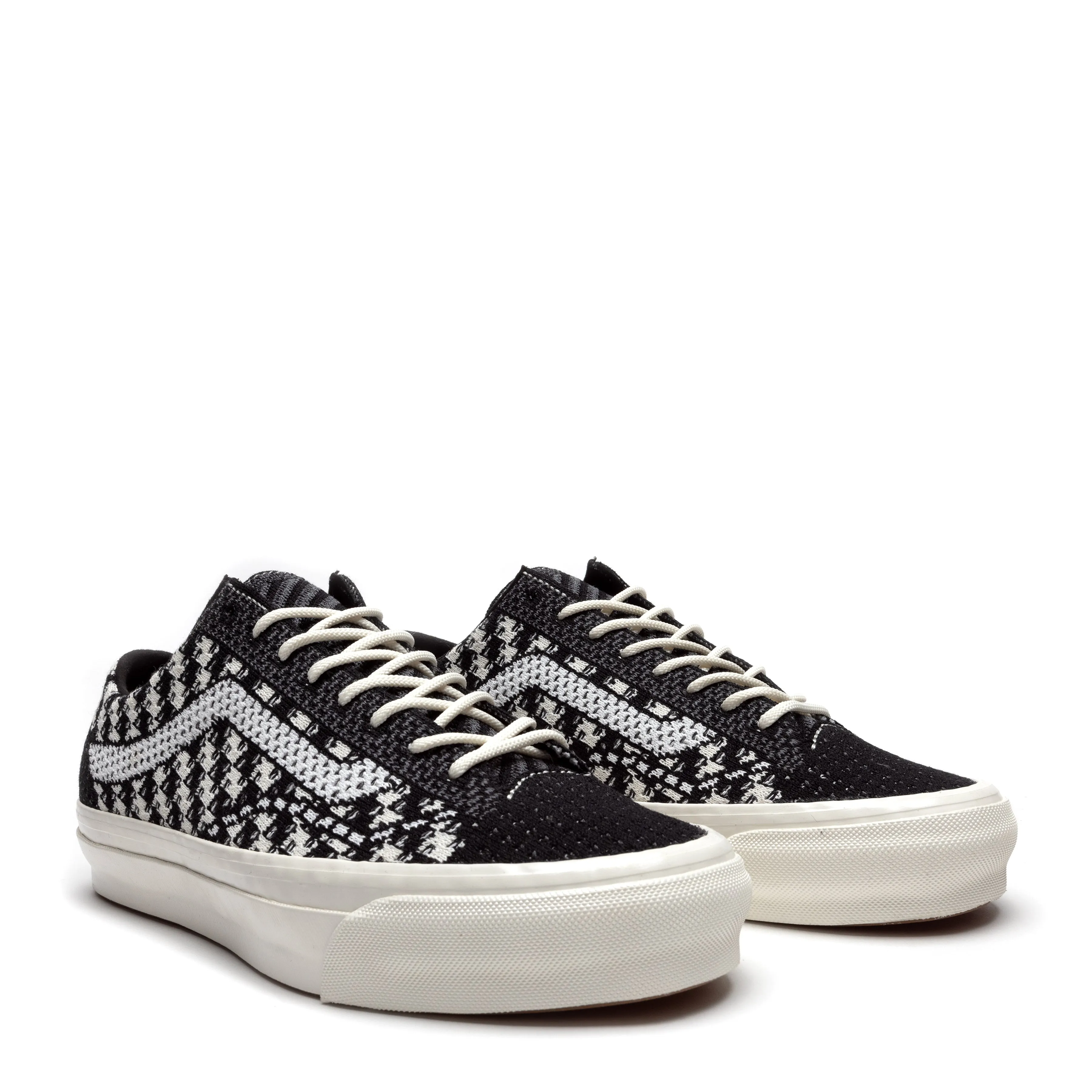 PREMIUM OLD SKOOL 36 ENGINEERED KNIT
