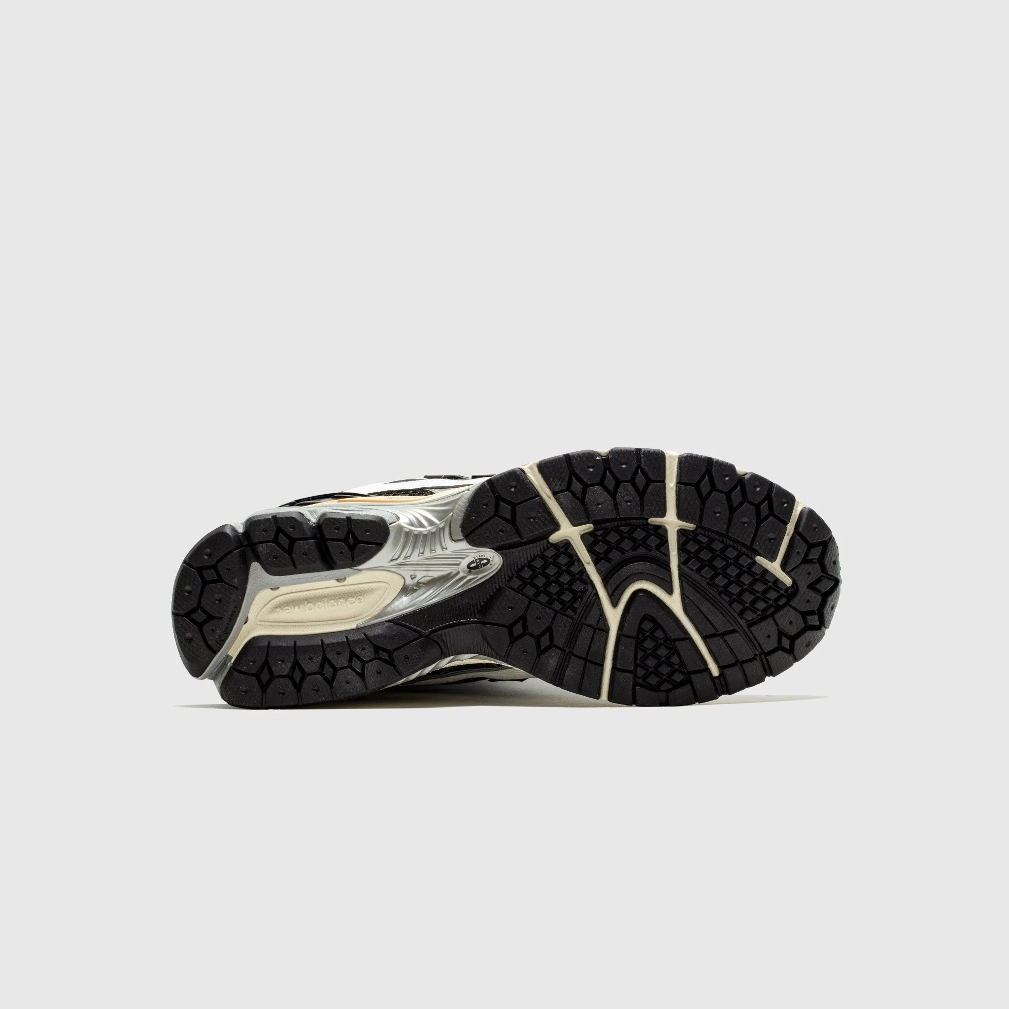 U1906NC BLACK