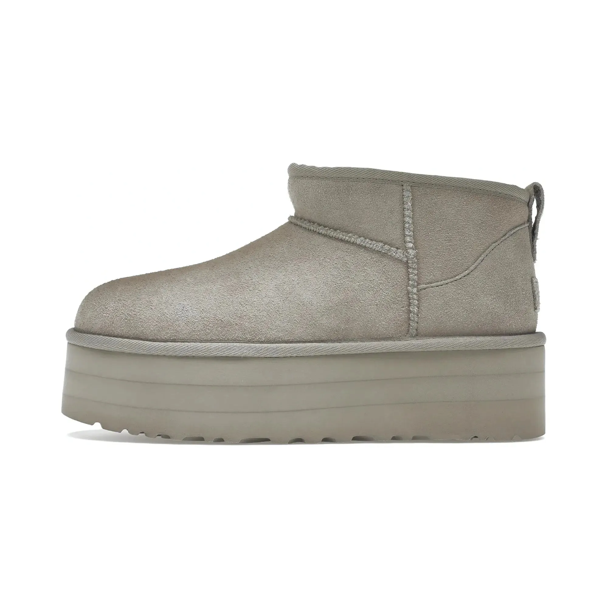 UGG Classic Ultra Mini Platform Goat (W)